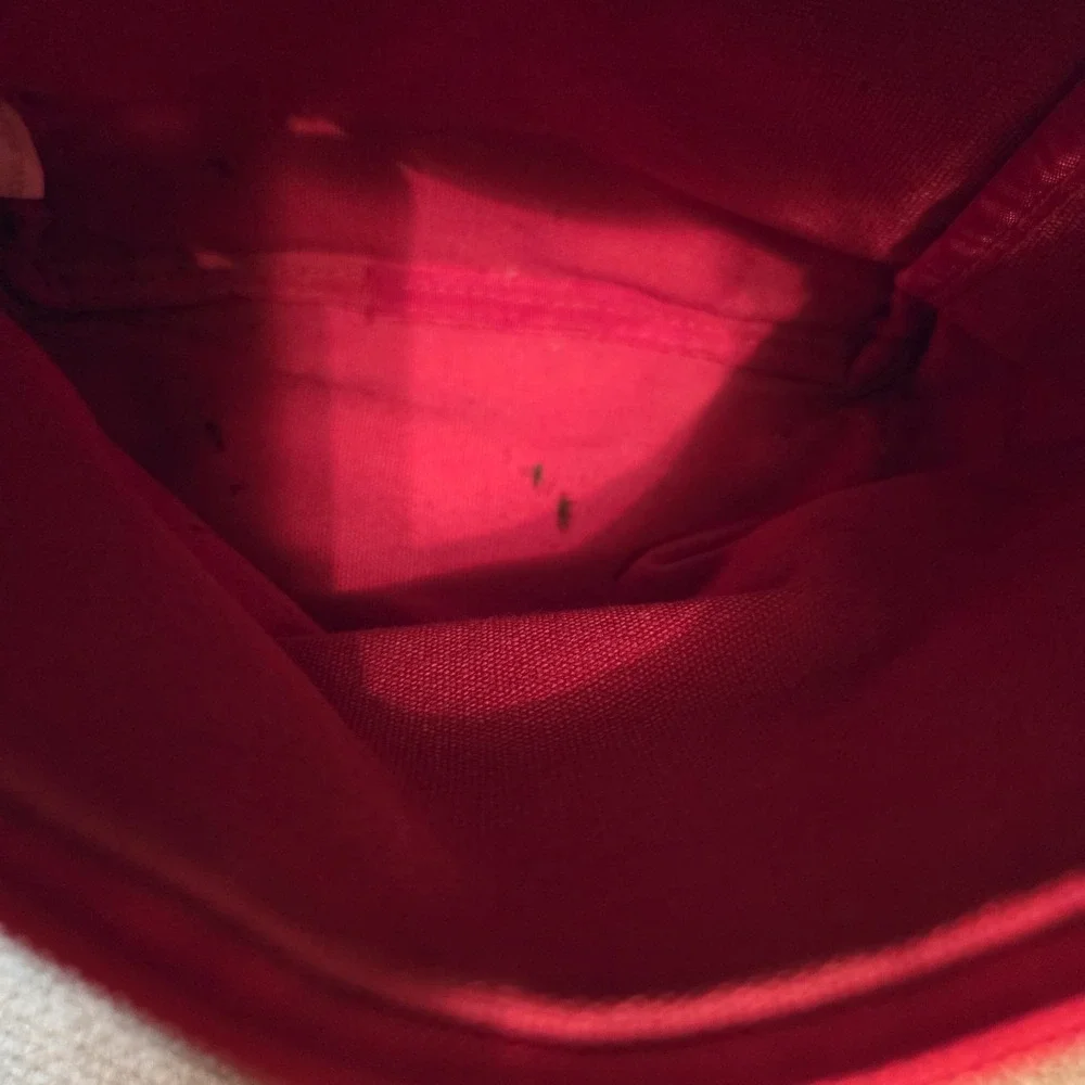 Esprit oilcloth red